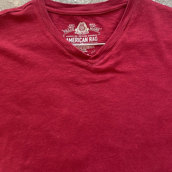 American Rag Vintage Red T-shirt - Picture 3 of 4